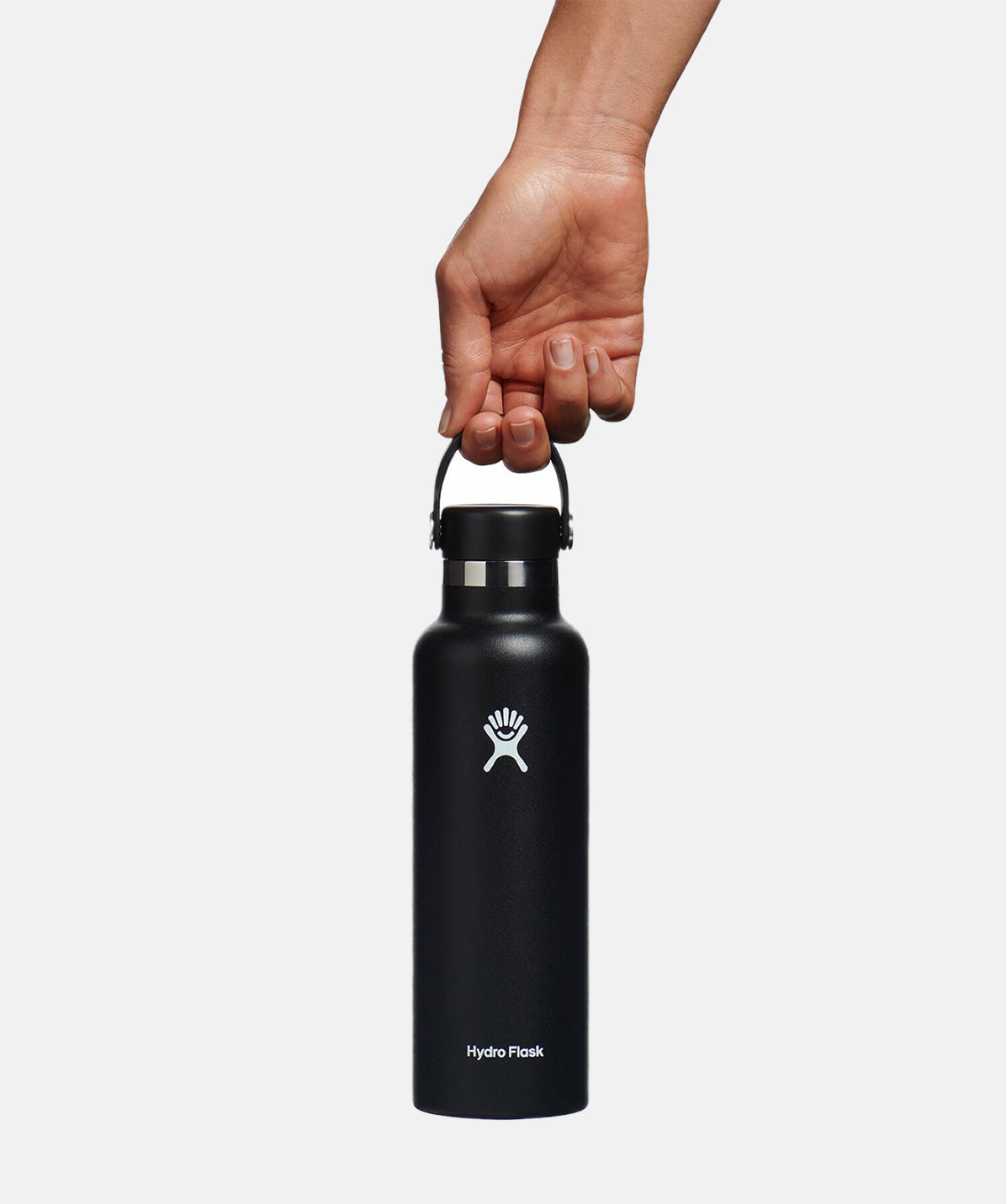 Botella termo Hydro Flask 21 oz Standard Flex Cap Negro. Aislamiento de doble pared, boca estándar, ideal para uso diario.