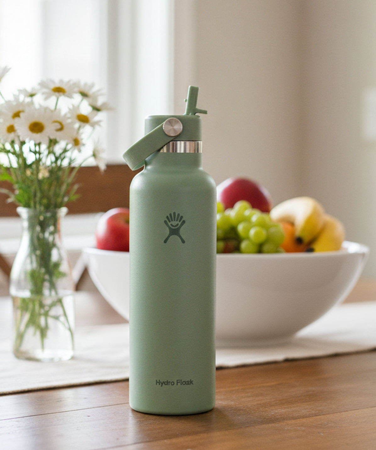 Botella Hydro Flask 21 oz Standard Flex Straw Cap color Agave. Botella reutilizable de acero 621ml para la rutina e hidratación en casa.
